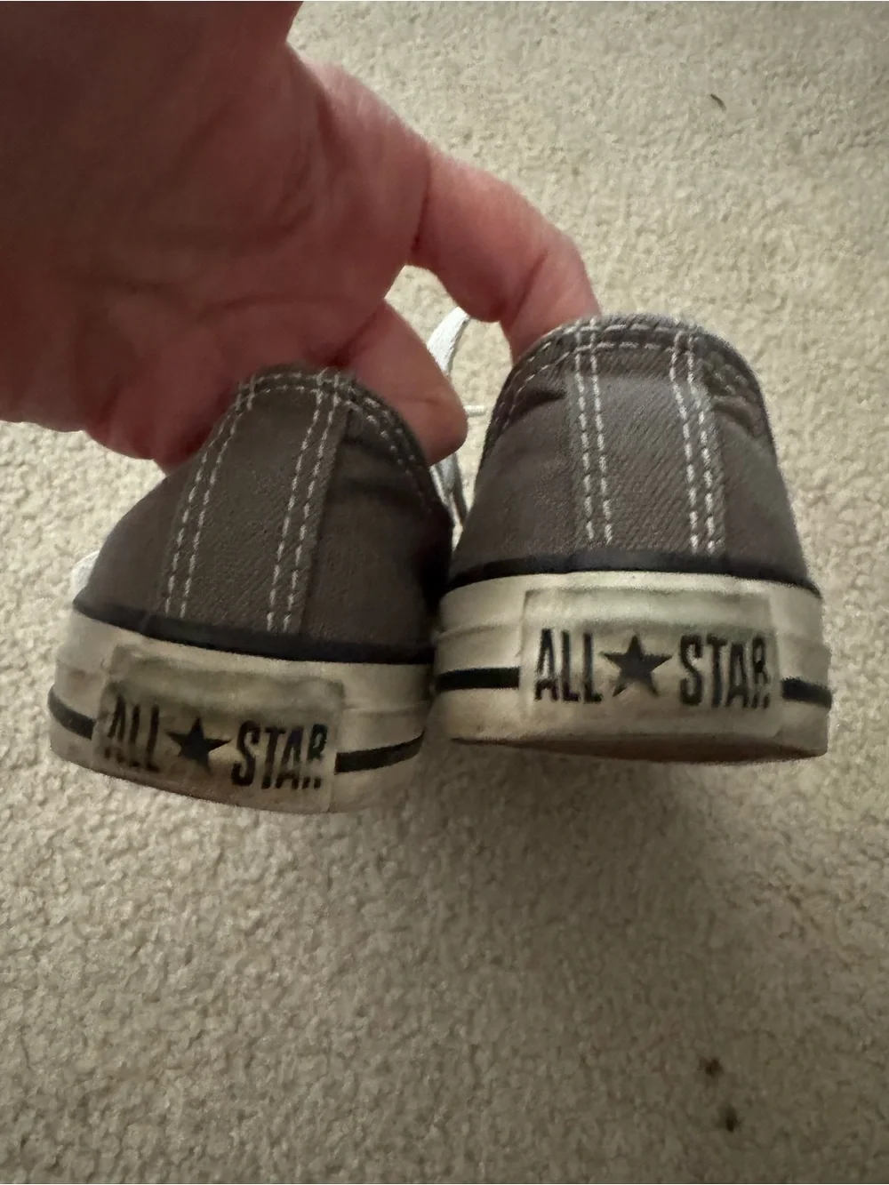 Converse toe caps laces